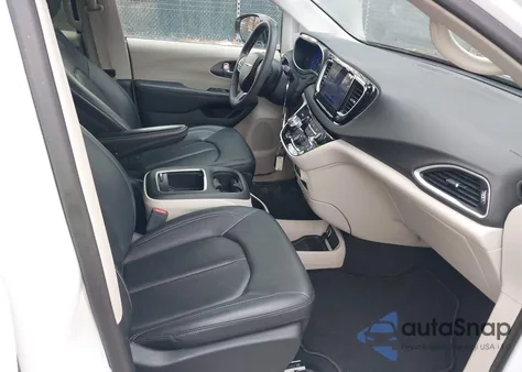 2024 Chrysler Pacifica Touring L из США, поврежденный, VIN 2C4RC1BG2RR165579